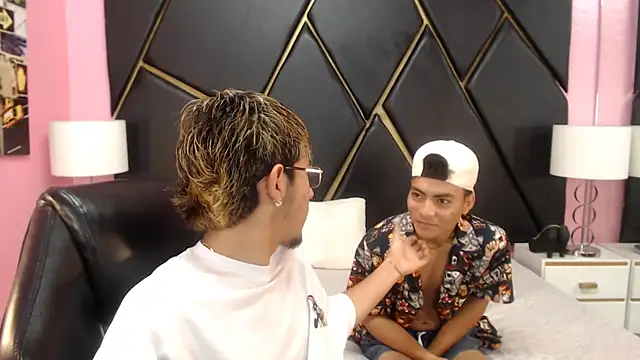 Snapshot of Juan_saul1 chatting on April 23, 2026, 10:36 am Juan saul1 online show from April 23, 2026, 10:36 am