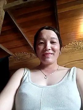Snapshot of vanlucky2 chatting on April 10, 2026, 9:14 am vanlucky2 online show from April 10, 2026, 9:14 am