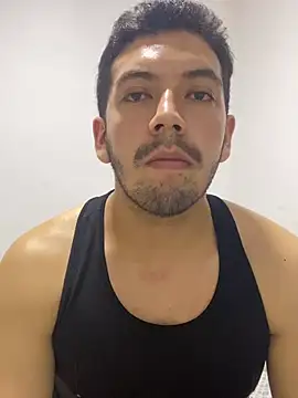 oskrarmop online show from April 9, 2026, 5:29 am