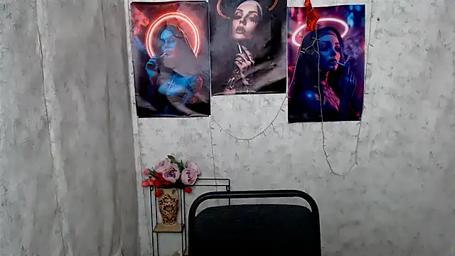 KassiaRayne  online show from April 16, 2026, 12:17 pm