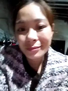 Snapshot of mia0033 chatting on April 23, 2026, 11:09 am mia0033 online show from April 23, 2026, 11:09 am