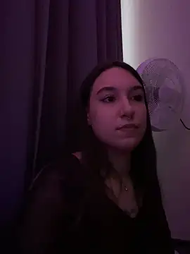 RiannaBrown online show from April 9, 2026, 2:44 am