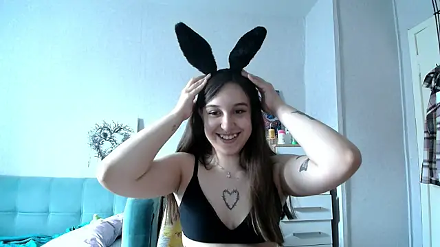 Snapshot of RiannaBrown chatting on May 25, 2026, 3:12 am RiannaBrown online show from May 25, 2026, 3:12 am