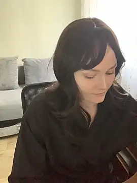 Snapshot of Ann_Hunt chatting on April 16, 2026, 7:31 am Ann Hunt online show from April 16, 2026, 7:31 am