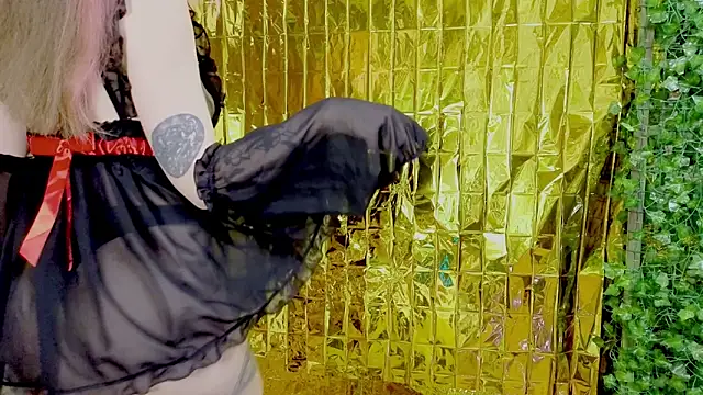 Snapshot of Sansarella chatting on March 12, 2025, 5:07 pm Sansarella online show from March 12, 2025, 5:07 pm