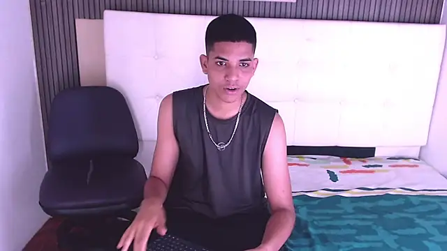 Snapshot of Lukaz_Caballero chatting on May 24, 2026, 1:54 am Lukaz Caballero online show from May 24, 2026, 1:54 am