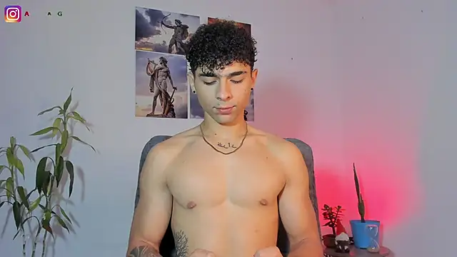 Alex zt7 online show from April 15, 2026, 4:14 pm