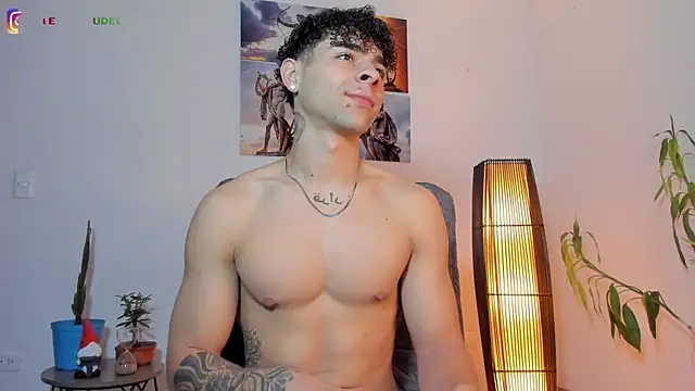 Alex zt7 online show from June 28, 2026, 4:13 pm