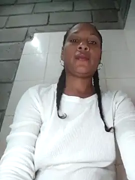 Lili-Sex online show from May 23, 2026, 4:18 am