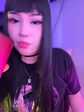 LilithVamp online show from May 1, 2026, 11:53 pm