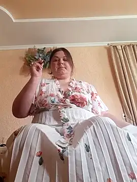 Dear Natalia online show from June 5, 2026, 7:03 am