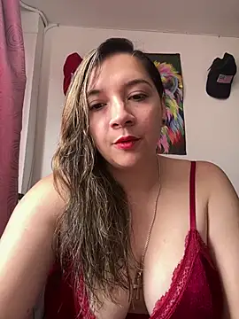 Snapshot of belucci_vale chatting on April 24, 2026, 2:41 pm belucci vale online show from April 24, 2026, 2:41 pm