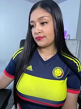 Simplemente Aurora online show from July 3, 2026, 8:26 pm