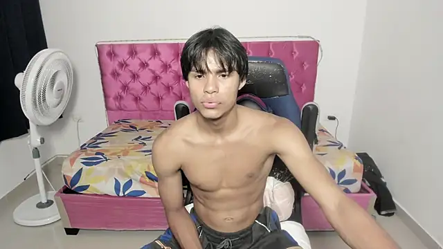 skinny sam online show from June 11, 2026, 2:53 am