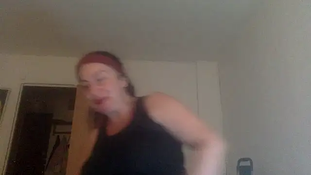 Snapshot of Lizzaa80 chatting on July 30, 2026, 4:17 pm Lizzaa80 online show from July 30, 2026, 4:17 pm