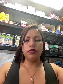 MIA ROSSEEE online show from May 20, 2026, 2:23 pm