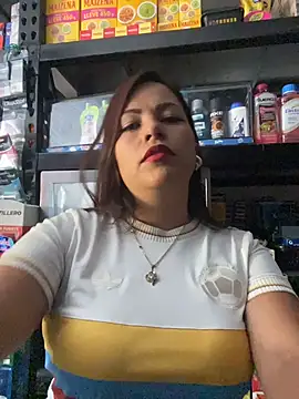 Snapshot of MIA_ROSSEEE chatting on June 11, 2026, 7:12 pm MIA ROSSEEE online show from June 11, 2026, 7:12 pm