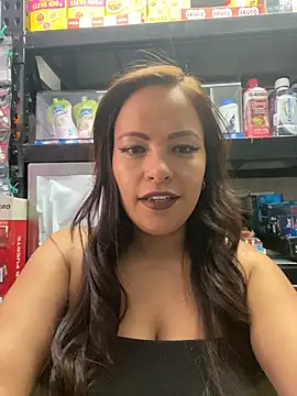 Snapshot of MIA_ROSSEEE chatting on June 28, 2026, 5:08 pm MIA ROSSEEE online show from June 28, 2026, 5:08 pm