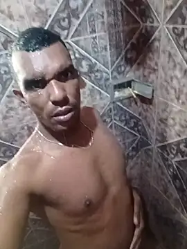 Snapshot of rogeriobastospqdt chatting on April 10, 2026, 11:37 am rogeriobastospqdt online show from April 10, 2026, 11:37 am