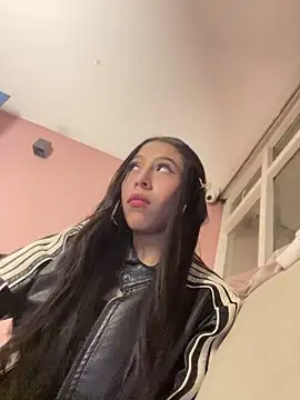 Snapshot of AlanaMartinez_Pink chatting on April 12, 2026, 8:41 am AlanaMartinez Pink online show from April 12, 2026, 8:41 am