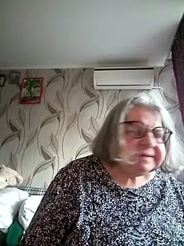 Snapshot of MartaMia68 chatting on May 21, 2026, 5:09 pm MartaMia68 online show from May 21, 2026, 5:09 pm