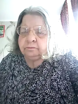 Snapshot of MartaMia68 chatting on May 22, 2026, 5:25 am MartaMia68 online show from May 22, 2026, 5:25 am