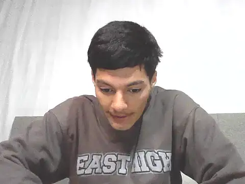 EmilianoShock online show from April 17, 2026, 8:39 am