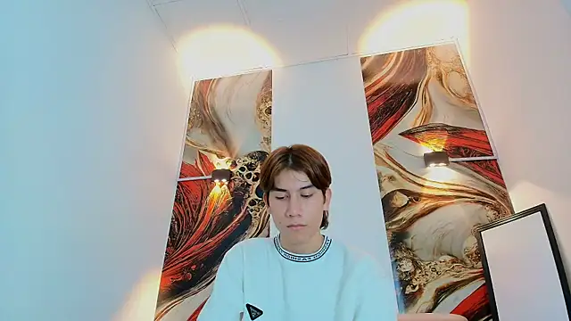 Snapshot of RAPHAEL_NYON1 chatting on May 26, 2026, 3:57 am RAPHAEL NYON1 online show from May 26, 2026, 3:57 am