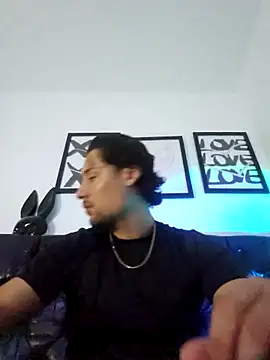 Emilprime online show from April 19, 2026, 3:39 am