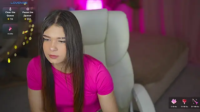 Snapshot of MeJessieDream chatting on April 14, 2026, 5:57 am MeJessieDream online show from April 14, 2026, 5:57 am