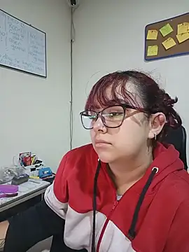 AliceScoot  online show from May 25, 2026, 10:54 am