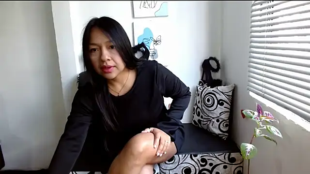alisonnturbay online show from May 13, 2026, 2:14 pm