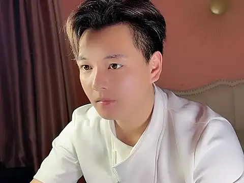 Snapshot of GWpk chatting on April 11, 2026, 12:31 pm GWpk online show from April 11, 2026, 12:31 pm