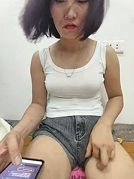 2 banana online show from June 20, 2026, 2:14 am