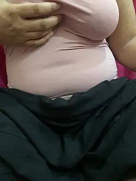 shanayacpl online show from April 24, 2026, 4:09 pm