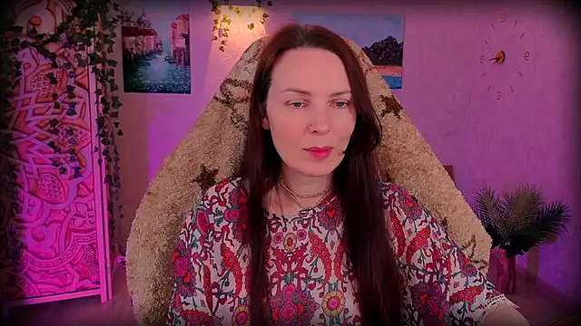 LanaRadiance online show from June 5, 2026, 1:17 pm