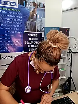 Snapshot of LUISA__07 chatting on May 4, 2026, 2:13 pm LUISA 07 online show from May 4, 2026, 2:13 pm