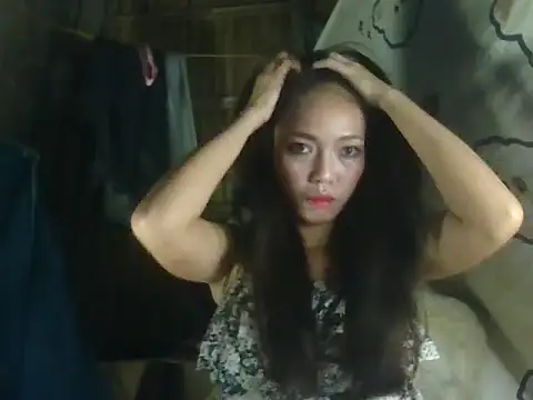 Vixen Siren online show from April 11, 2026, 2:32 pm