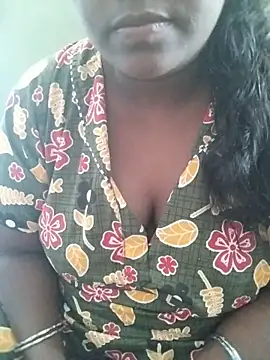 Snapshot of Shilpa-Tamil chatting on April 13, 2026, 7:25 am Shilpa-Tamil online show from April 13, 2026, 7:25 am