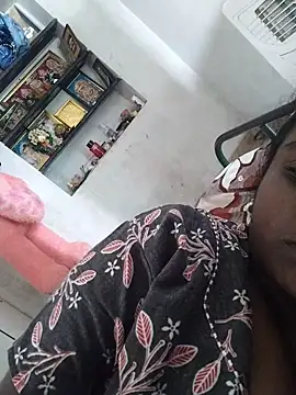 Snapshot of Shilpa-Tamil chatting on April 16, 2026, 3:40 am Shilpa-Tamil online show from April 16, 2026, 3:40 am