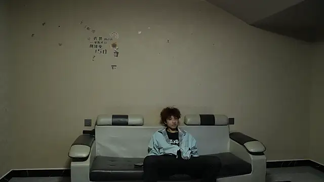 Snapshot of zc009 chatting on April 15, 2026, 6:09 am zc009 online show from April 15, 2026, 6:09 am