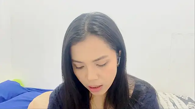 Snapshot of LiliyanaS chatting on May 22, 2026, 6:09 am LiliyanaS online show from May 22, 2026, 6:09 am