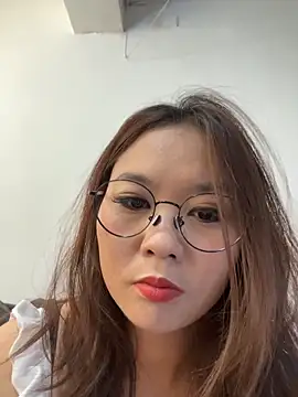 Snapshot of xiaoxiao_02 chatting on April 15, 2026, 1:56 am xiaoxiao 02 online show from April 15, 2026, 1:56 am