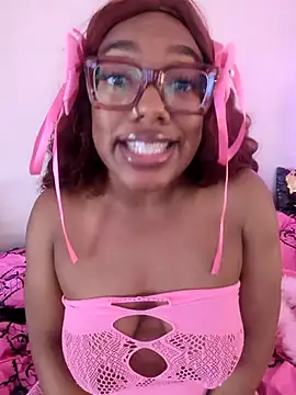 ChocolatCoveredStrawberry online show from April 10, 2026, 6:45 pm