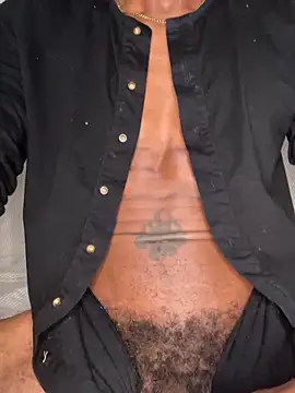 Mrhandsomeazz online show from May 13, 2026, 7:11 pm