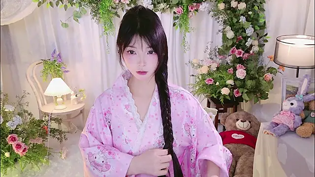 Zoe-001 online show from June 30, 2026, 2:51 pm