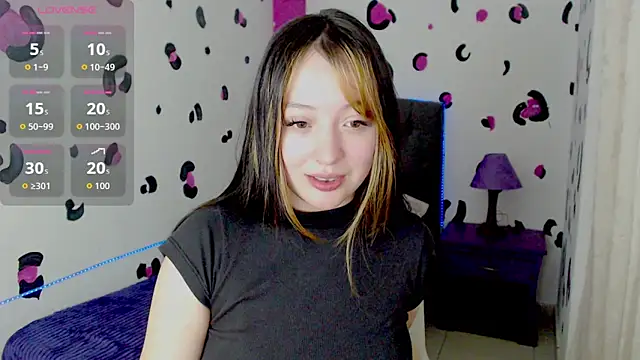 vero doll12 online show from May 27, 2026, 2:25 pm
