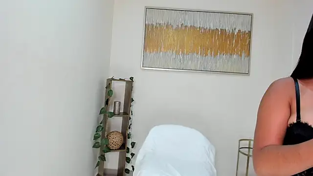 Snapshot of Mindy_Claker chatting on April 14, 2026, 8:37 pm Mindy Claker online show from April 14, 2026, 8:37 pm