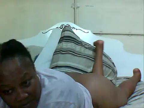 Snapshot of PRETTYFACExx chatting on April 14, 2026, 12:00 pm PRETTYFACExx online show from April 14, 2026, 12:00 pm