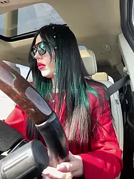 Snapshot of Alenka_ki chatting on April 17, 2026, 6:38 am Alenka ki online show from April 17, 2026, 6:38 am